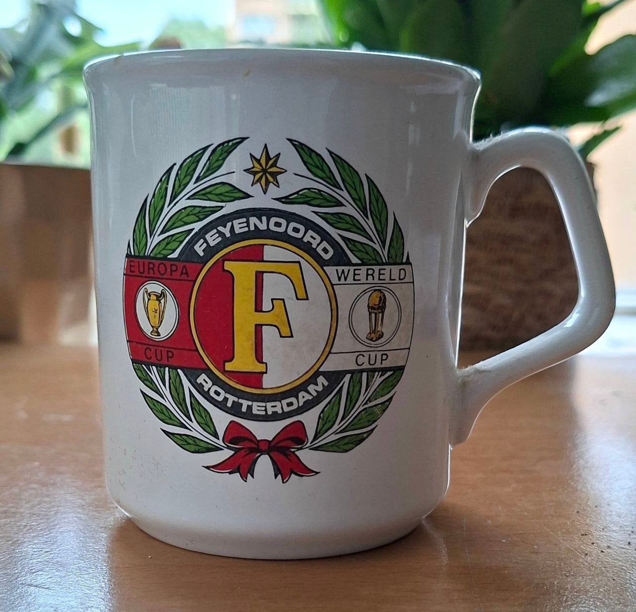 Vintage Feyenoord Europa Cup / Wereldbeker Mok, Verzamelen, Ophalen of Verzenden, Gebruikt, Feyenoord, Overige typen