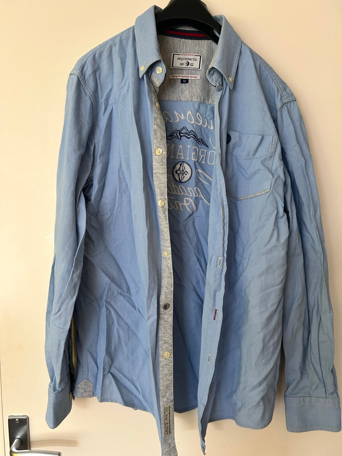 Overhemd Arqueonautas maat M blauw met borduursels, Kleding | Heren, Blauw, Arqueonautas, Zo goed als nieuw, Halswijdte 39/40 (M)