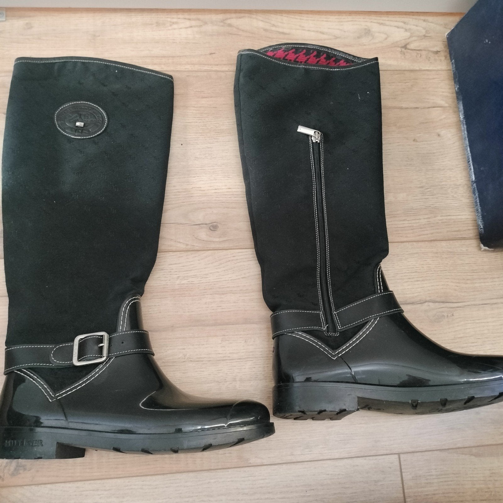 Tommy Hilfiger kniehoge regenlaarzen laarzen maat 40, Zwart, Ophalen of Verzenden, Regenlaarzen, Gedragen
