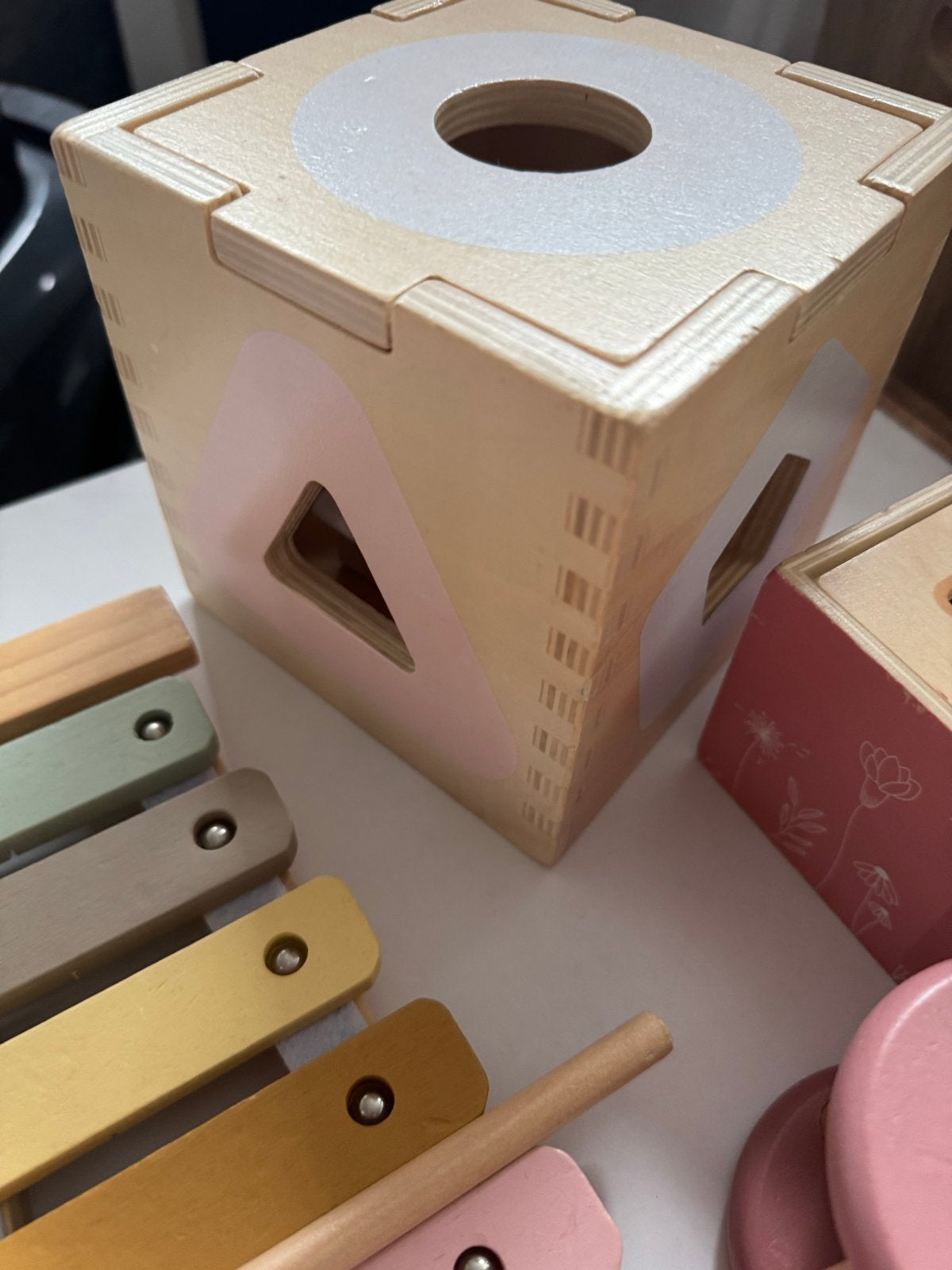 Houten speelgoed set: vormenstoof, xylofoon, puzzels, Kinderen en Baby's, Ophalen, Zo goed als nieuw, Overige typen, Met licht