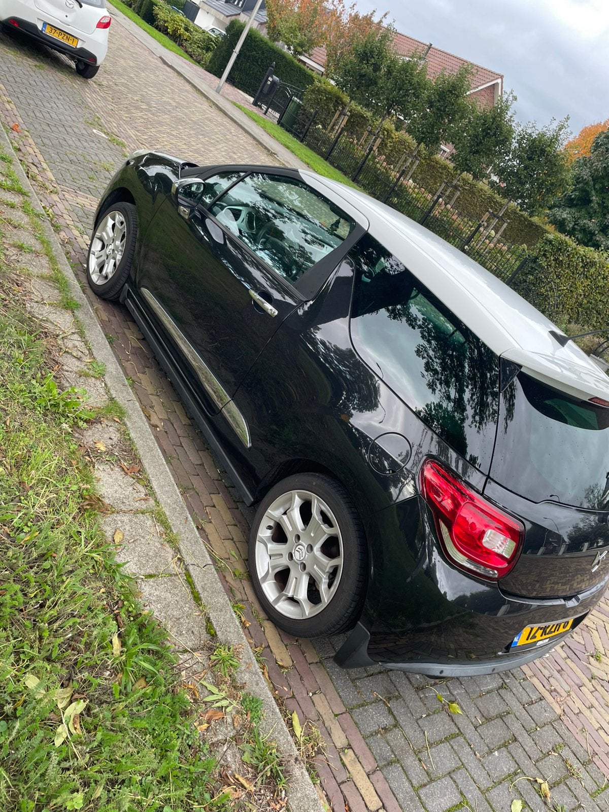 Citroën DS3 1.6 VTI 88KW 2011 Zwart, Voorwielaandrijving, 40 €/maand, Zwart, 4 cilinders