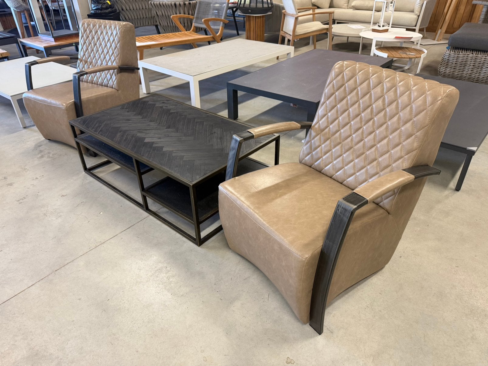2x Luxe fauteuils creme/zand kleur, Ophalen, Overige materialen, 75 tot 100 cm, Zo goed als nieuw
