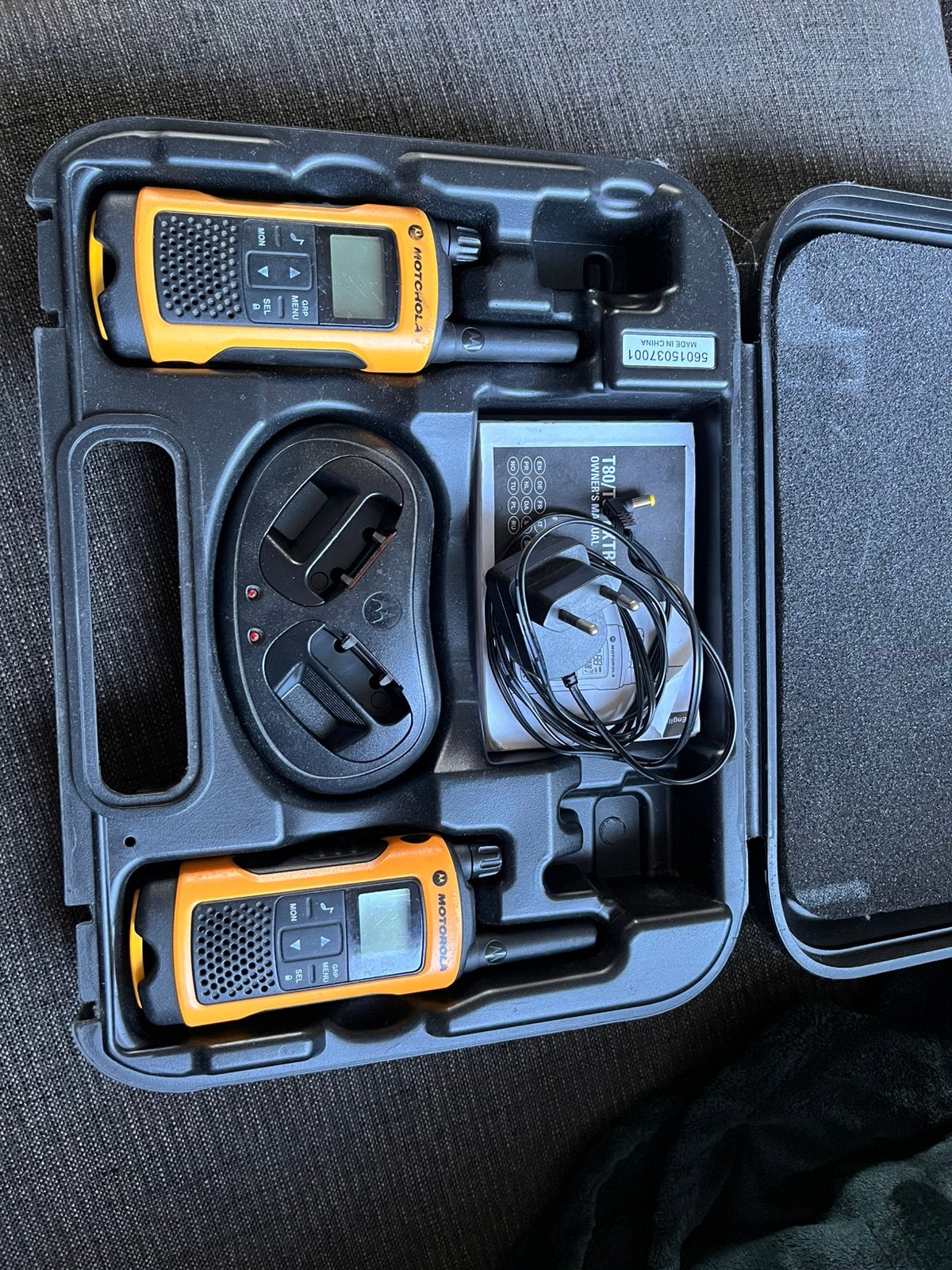 MOTOROLA T80 EXTREME, Telecommunicatie, Gebruikt, Ophalen of Verzenden, Portofoon of Walkie-talkie, Met broekklem