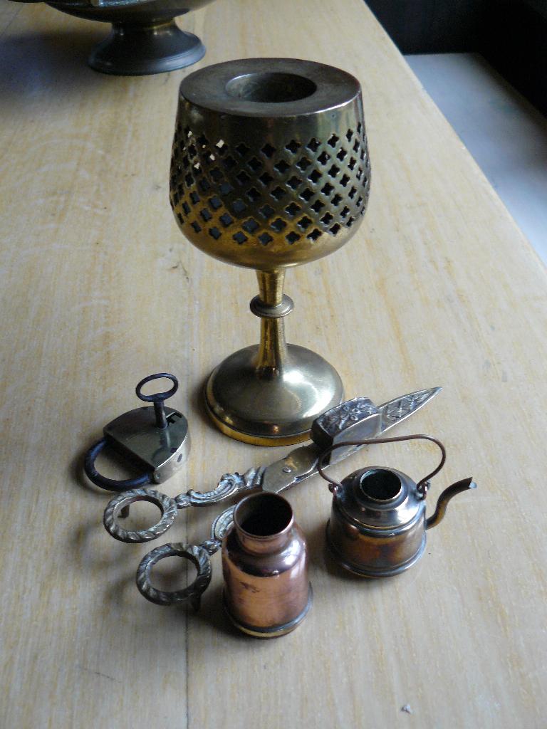 Koperen potjes en lontschaar, Ophalen of Verzenden