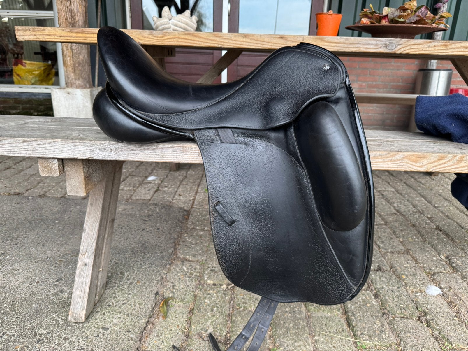 Te koop: Custom Icon Coda dressuurzadel – 17,5 inch, Ophalen, L (17.5 inch), Dressuur, Zo goed als nieuw