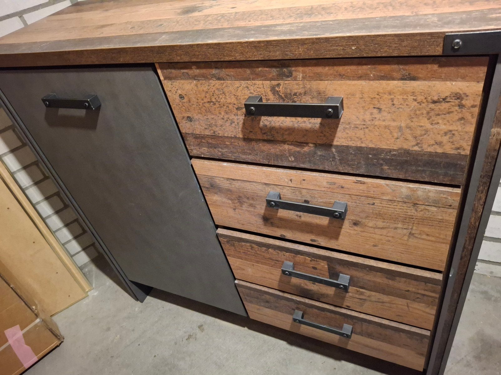 Dressoir gratis., Ophalen, Gebruikt, 25 tot 50 cm, 100 tot 150 cm