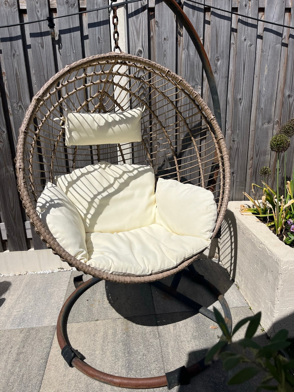Comfortabele ronde Hangstoel met Kussens, Tuin en Terras, Tuinstoelen, Gebruikt, Wicker, Ophalen