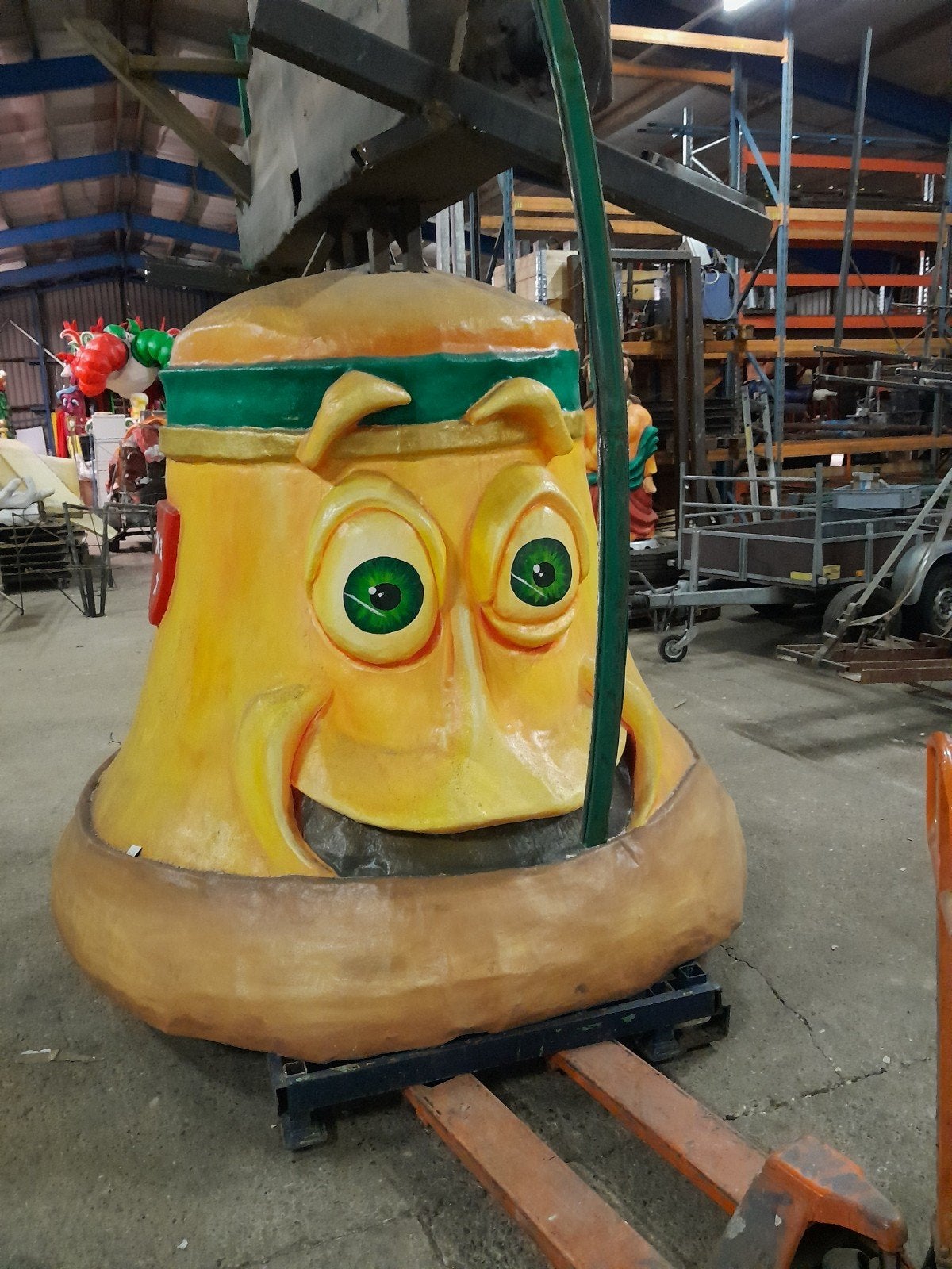 Grote bel voor carnavalswagen of kunstproject, Ophalen, Zo goed als nieuw, Fantasy