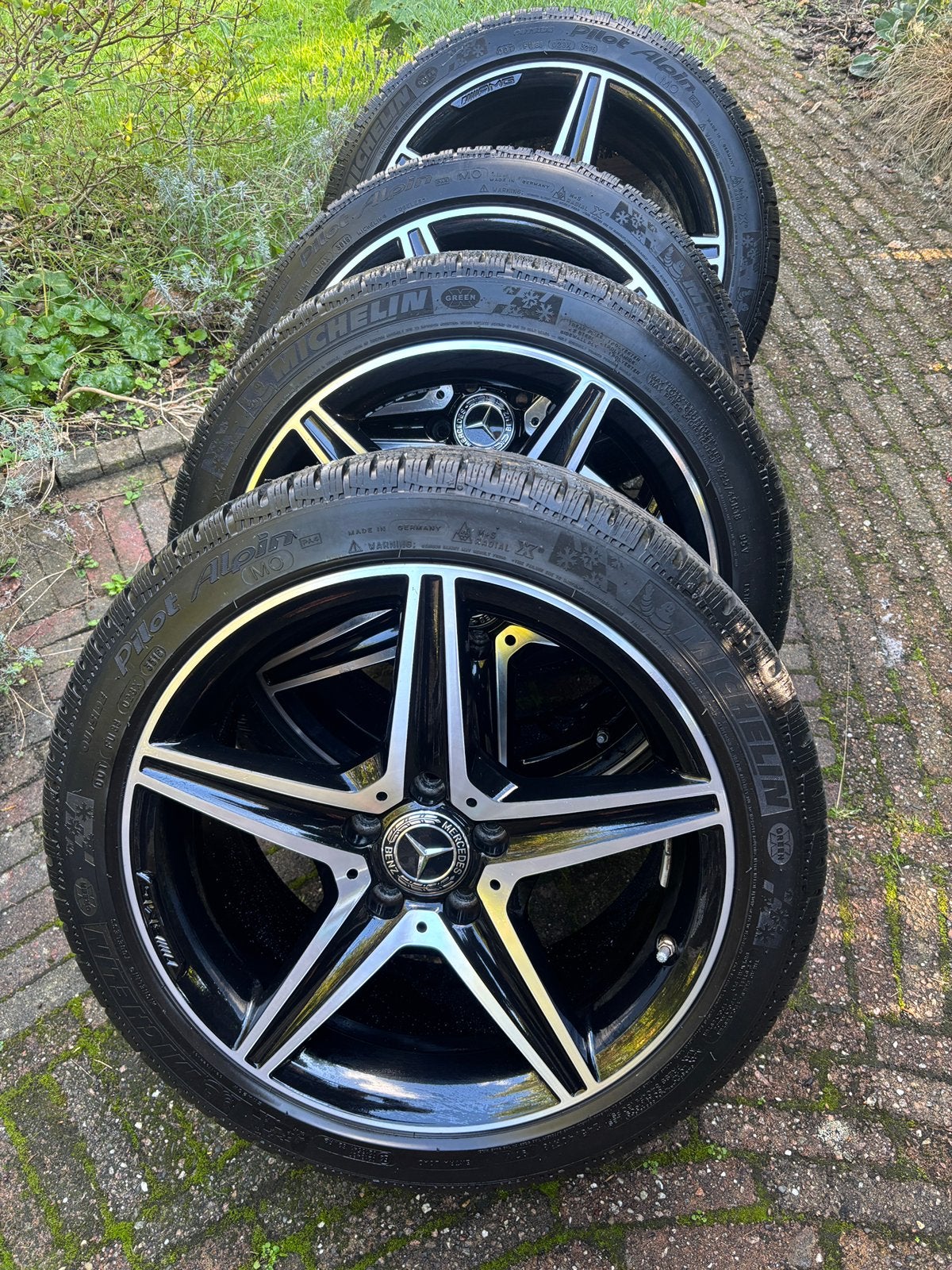 Mercedes velgen 18 inch met winterbanden, orgineel, breedset, Ophalen, 18 inch, 245 mm, Banden en Velgen