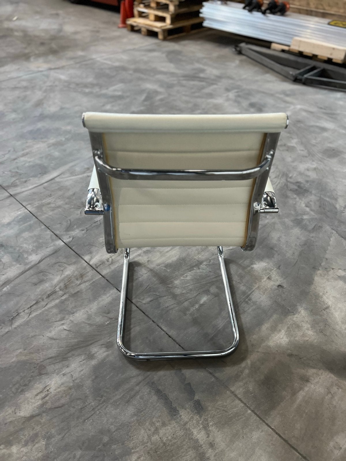 4x Witte Vergaderstoelen met Chromen Frame - Meppel, Ophalen, Gebruikt, Edilson, Wit