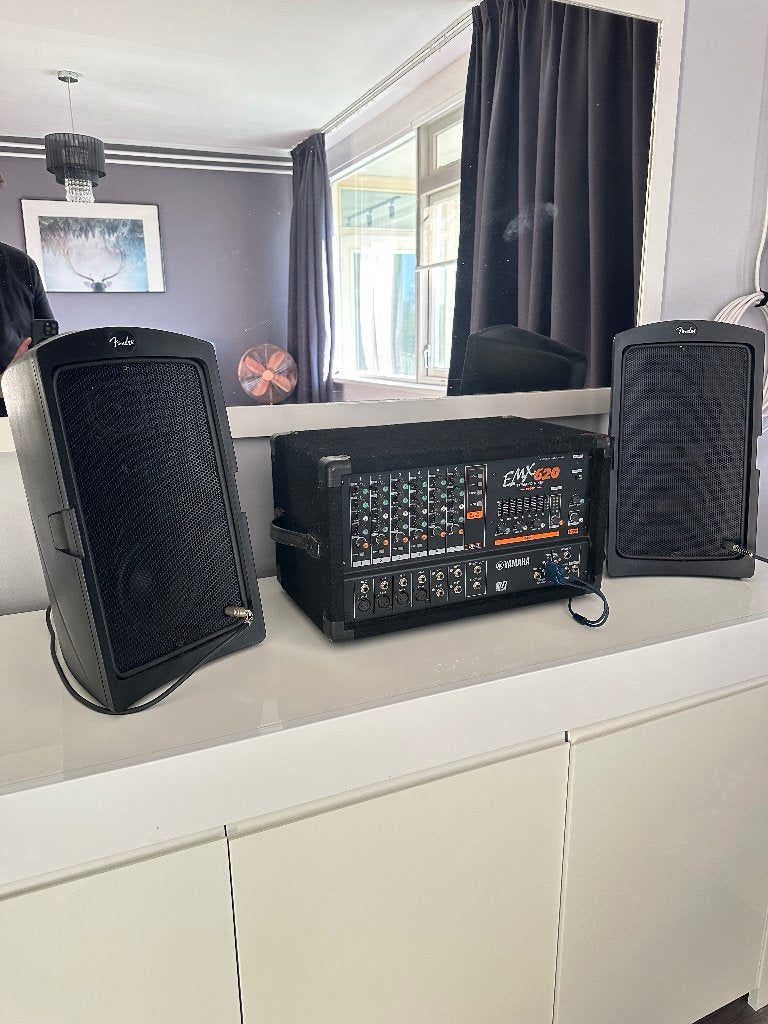 Fender Passport + Yamaha EMX620 200 watt PA-systeem, Ophalen, Gebruikt, D-25462, Dataprotection@contact.europe.yamaha.com.
