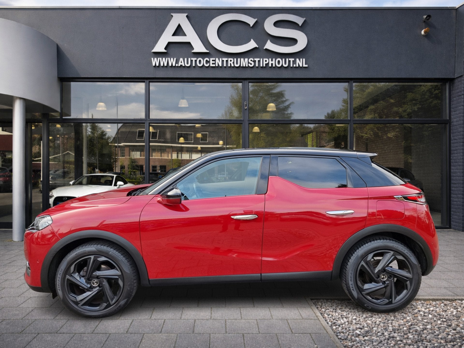 DS DS 3 Crossback 1.2i Performance | Ad.cruise | Super uitvo, Voorwielaandrijving, Zwart, 1199 cc, 620 kg