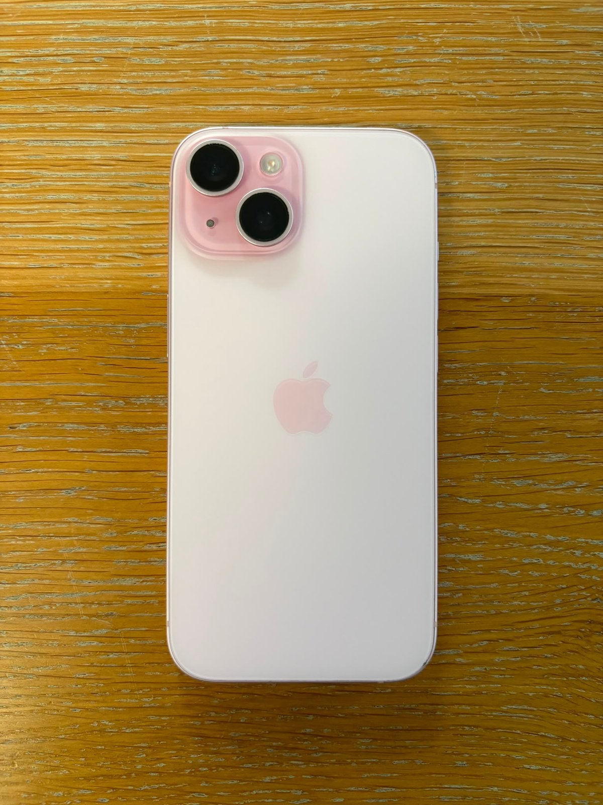 Apple iPhone 15, Telecommunicatie, IPhone 15, 86 %, Zo goed als nieuw, Zonder abonnement