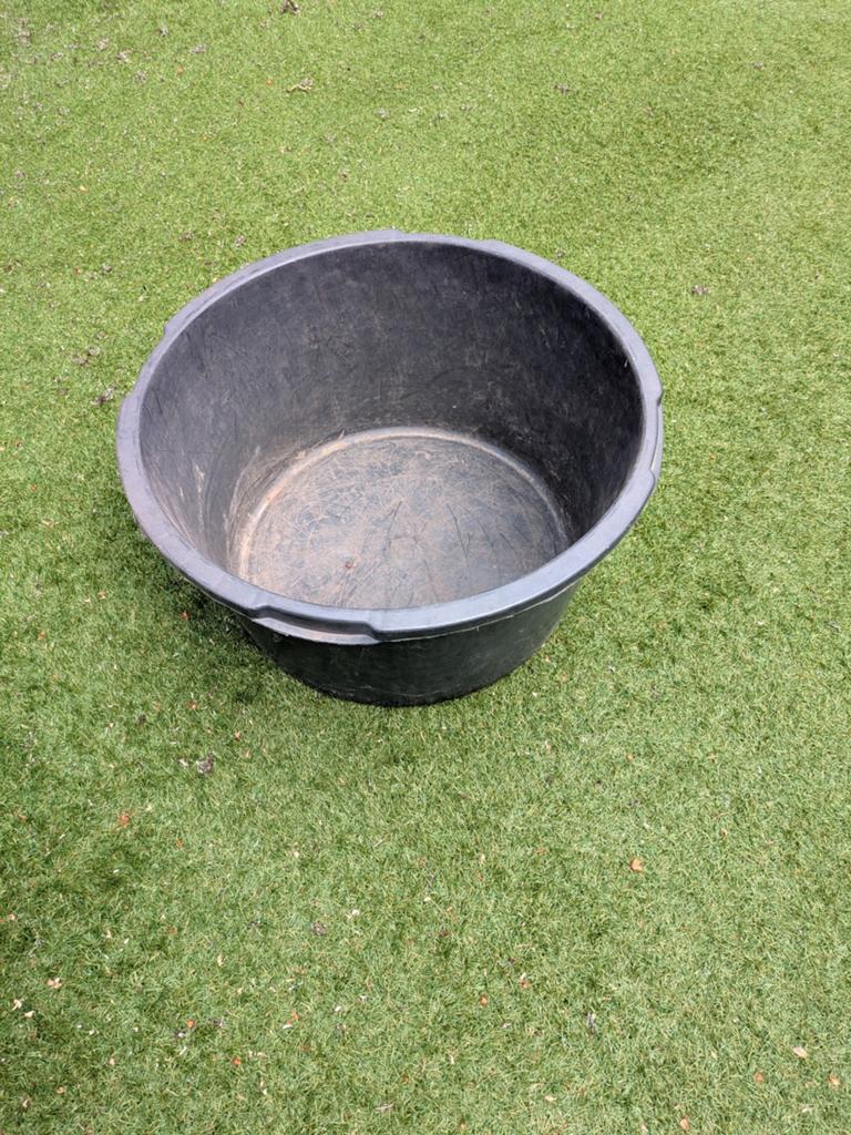 Grote speciekuip, Tuin en Terras, Bloembakken en Plantenbakken, Ophalen, Gebruikt, Rond, Kunststof