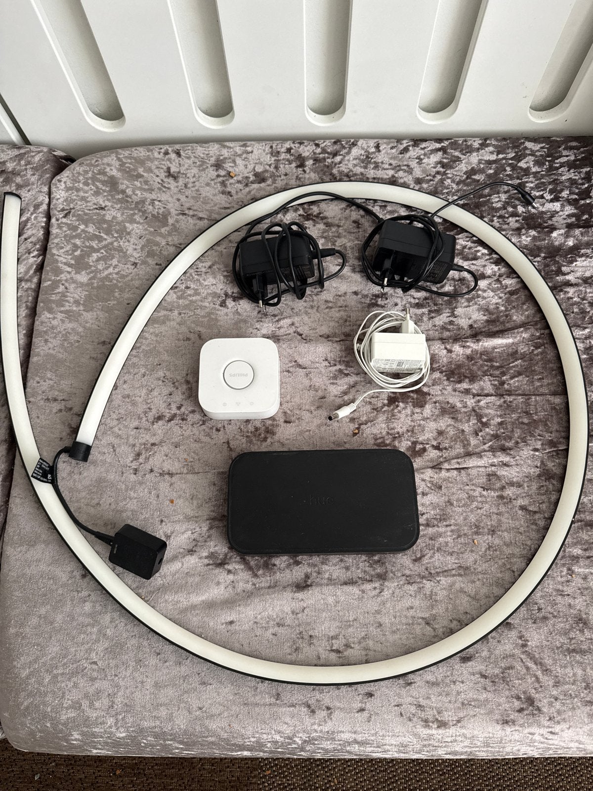 Philips Hue Sync Box set 8k + Bridge + 75 inch LED strips, Dimbaar, Ophalen of Verzenden, Zo goed als nieuw, Philips Hue