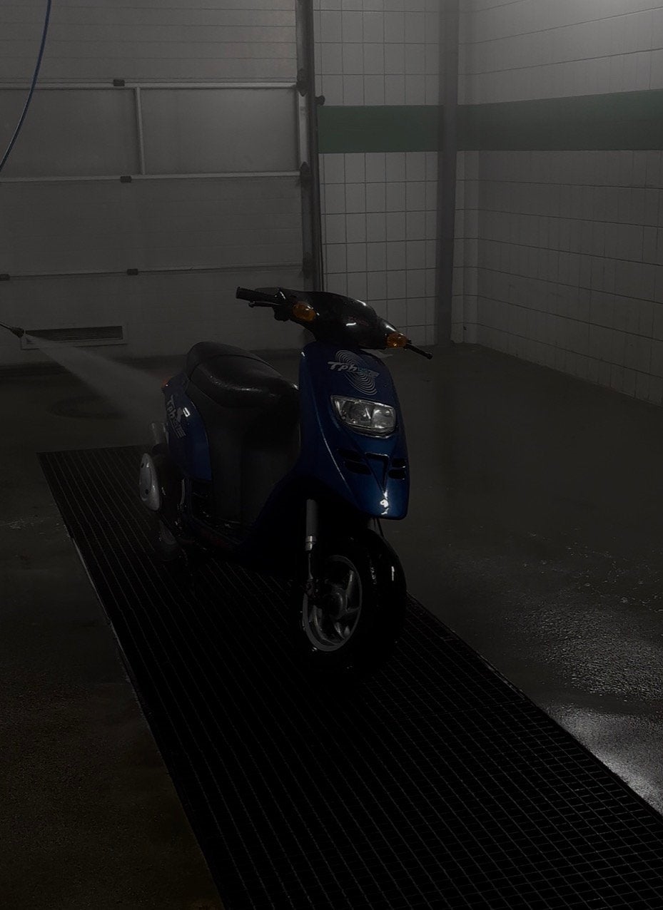 Piaggio typhoon 70cc, Fietsen en Brommers, Scooters | Piaggio, Gebruikt, Overige modellen, Maximaal 45 km/u, Tweetakt, Ophalen