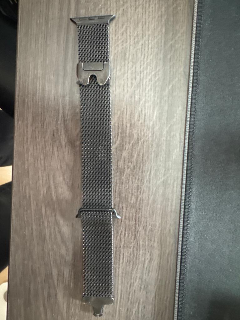Apple Watch Milanese Bandje Zwart Titanium Grade 5, Ophalen of Verzenden, Gebruikt, Zwart