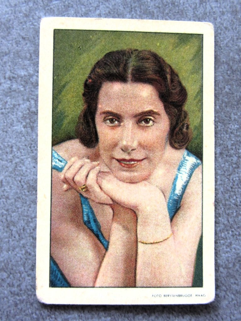 21 verzamelplaatjes Nederlandsche artiesten van vroeger, Ophalen of Verzenden, Gebruikt, Foto of Kaart