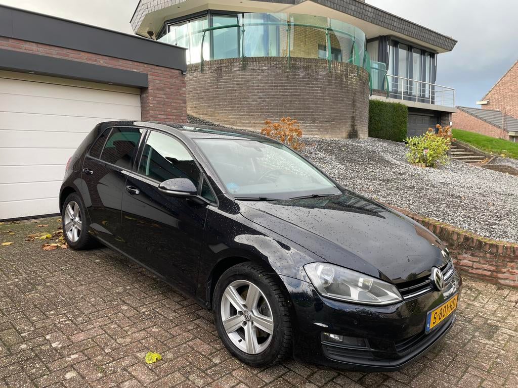 Volkswagen Golf 1.4 TSI 90KW 5D 2013 Zwart, Auto's, Voorwielaandrijving, 1147 kg, 4 cilinders, 620 kg
