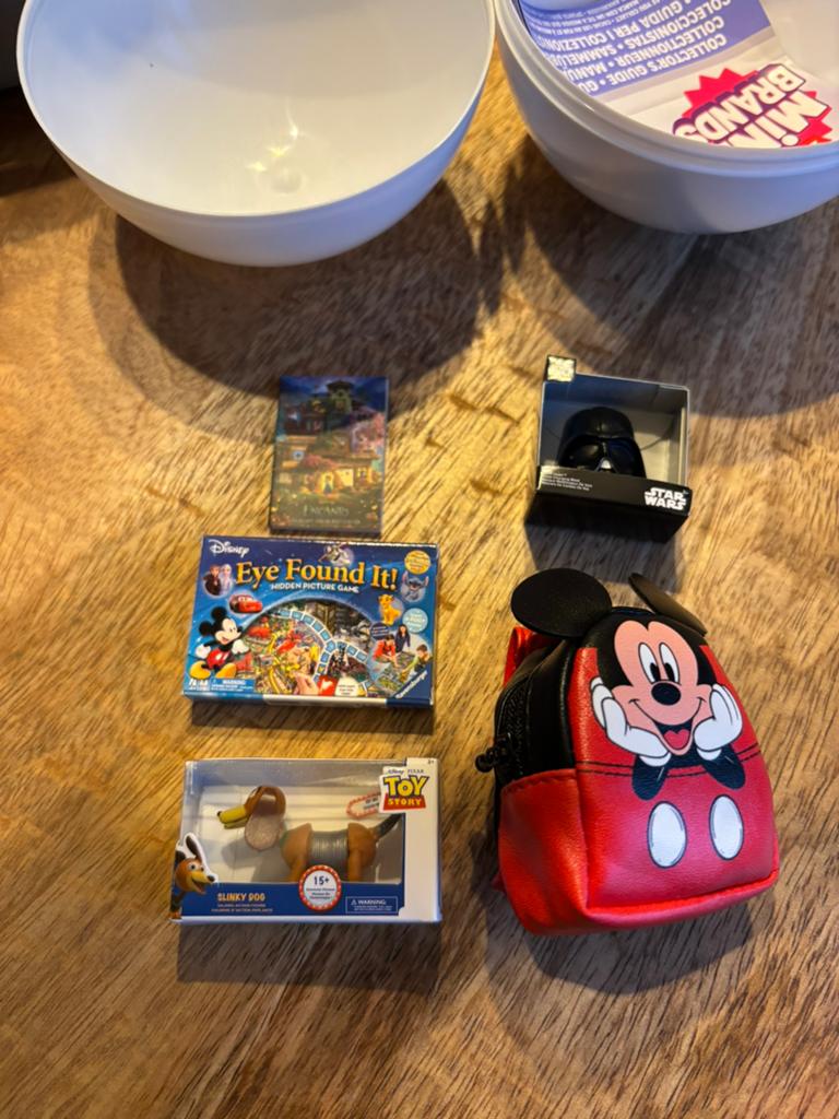 Mini brands Disney store edition, Ophalen of Verzenden, Zo goed als nieuw
