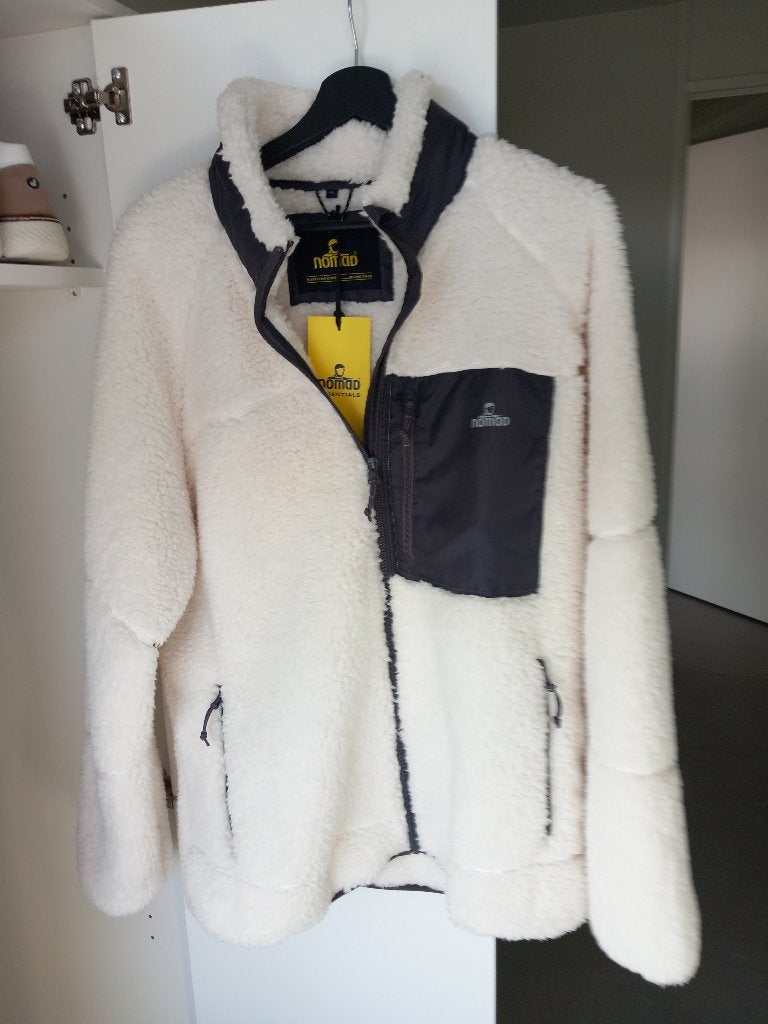 EEN LEUKE MERK JAS - DIK VEST  MAAT XL, Kleding | Heren, Overige kleuren, Ophalen of Verzenden, Nomad, Maat 56/58 (XL)