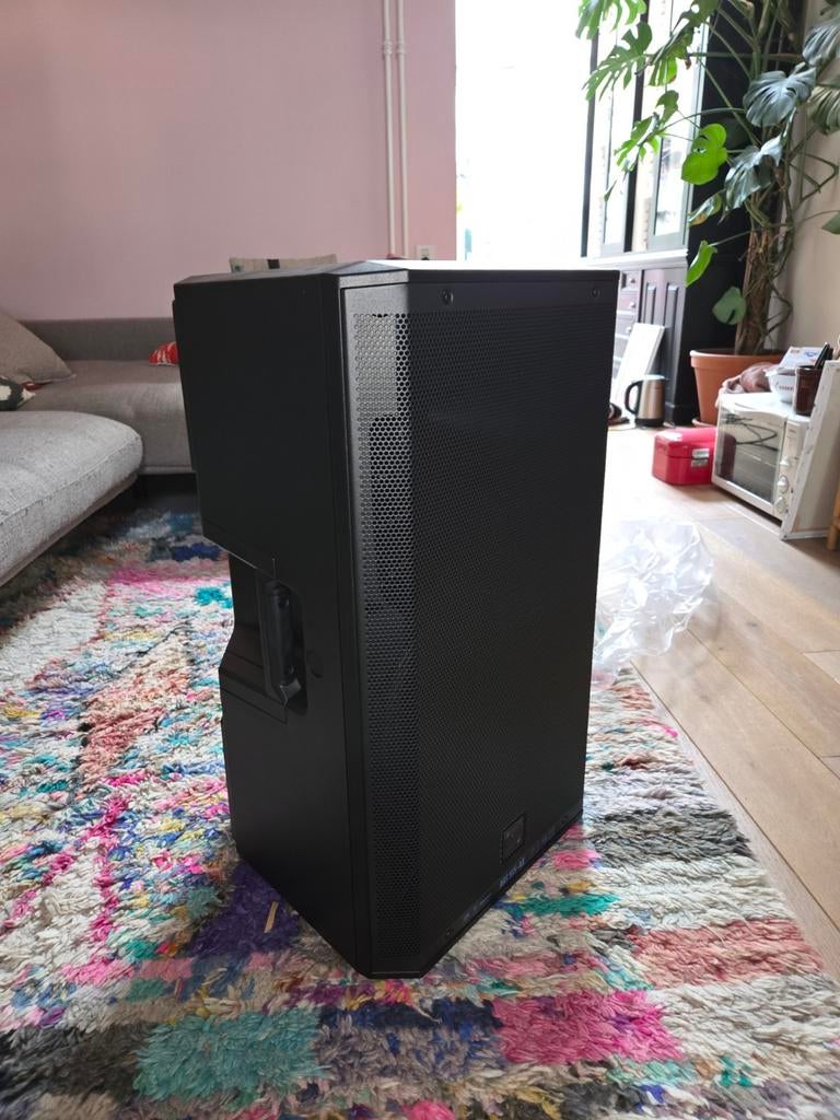 RCF 915-AX, Ophalen, 120 watt of meer, Overige merken