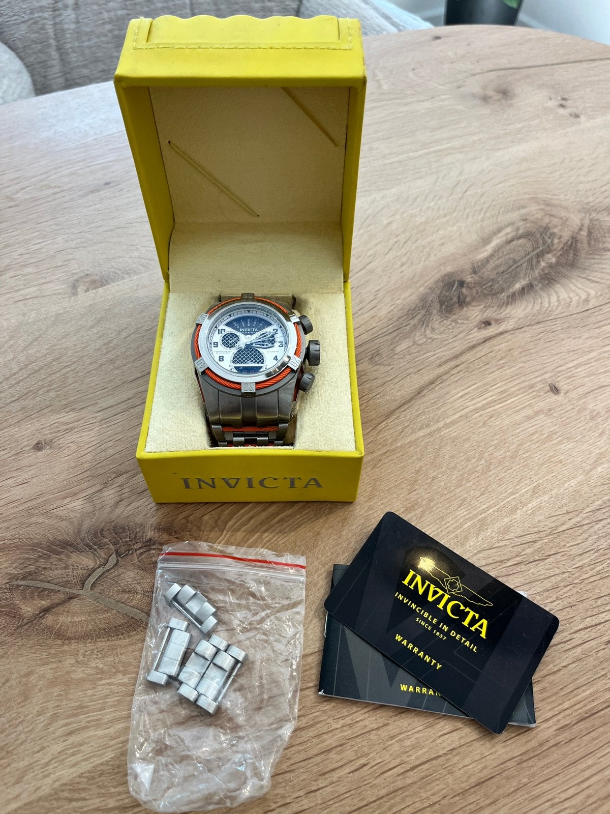 Invicta bolt zeus NIEUW IN DOOS, Ophalen, Nieuw, Staal, Overige merken