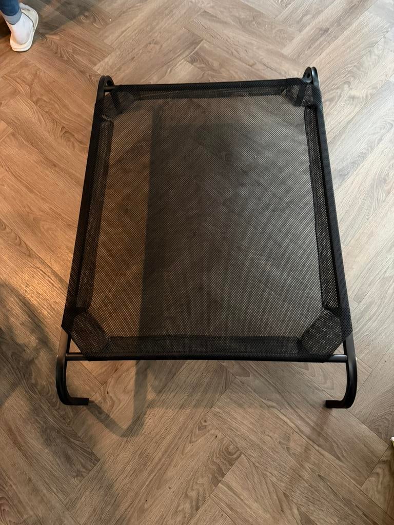 Honden bed, Ophalen, Zo goed als nieuw