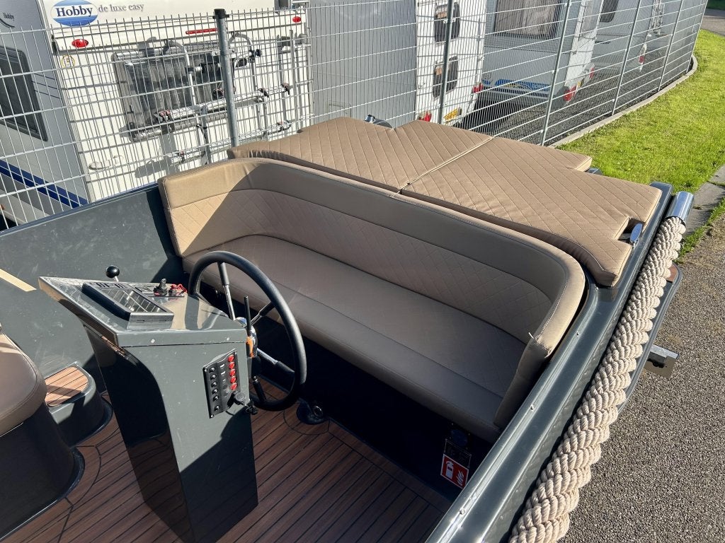 Foto 9 van Maxima 600 Tender 2022 | 50pk Honda | Bomvol opties! NWstaat