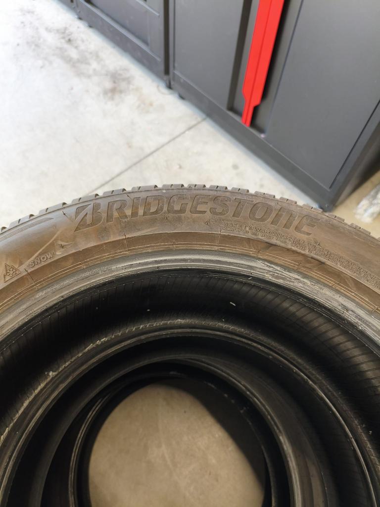 235/50/19 Winterbanden Bridgestone Blizzak LM005, Gebruikt, Winterbanden, 235 mm, Band(en)
