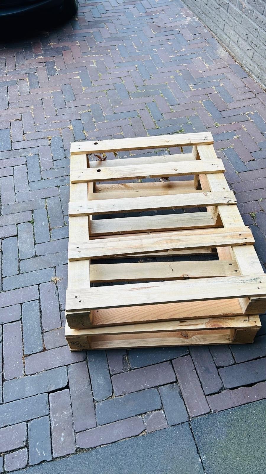 GRATIS op te halen, 3 houten pallets, Ophalen, Zo goed als nieuw, Vuren, Pallet