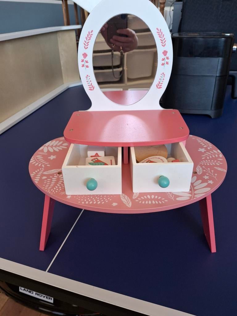 Houten kaptafel met make-up set voor kinderen, Kinderen en Baby's, Speelgoed | Overig, Ophalen, Zo goed als nieuw, Meisje