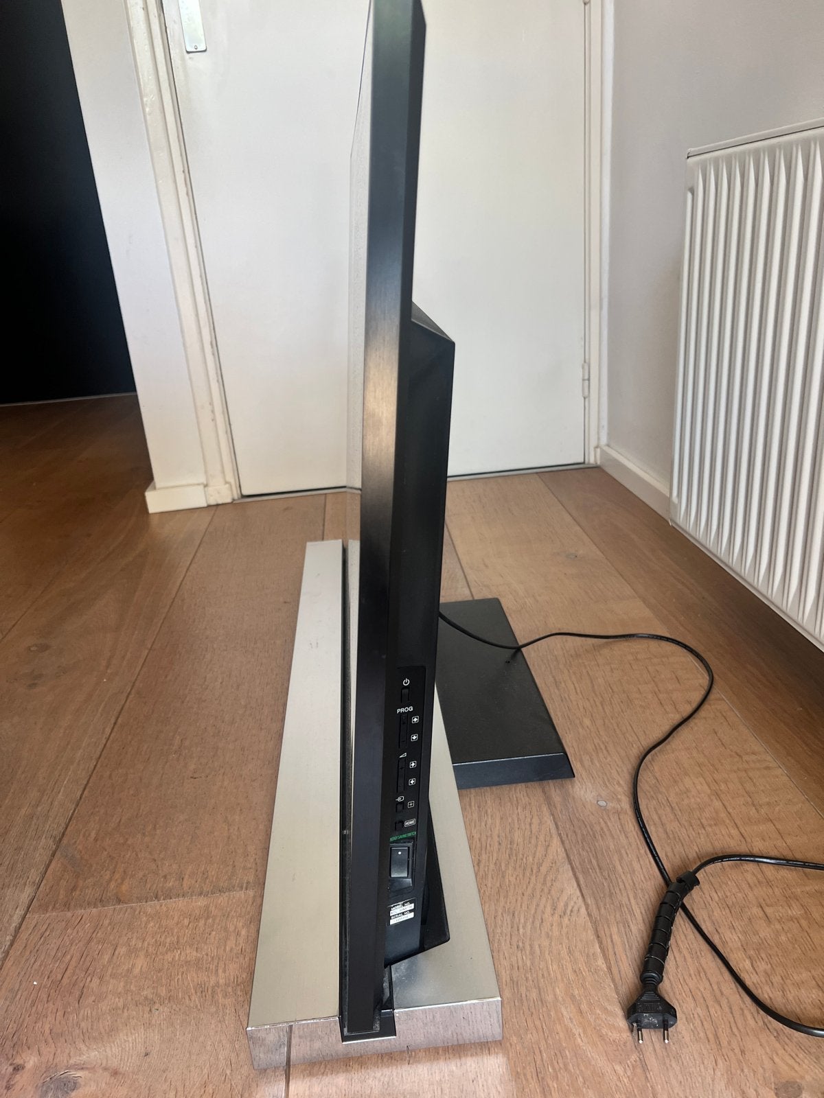 Sony Bravia KDL-40NX700 LCD TV met voet, Ophalen of Verzenden, Gebruikt, 100 cm of meer, Sony