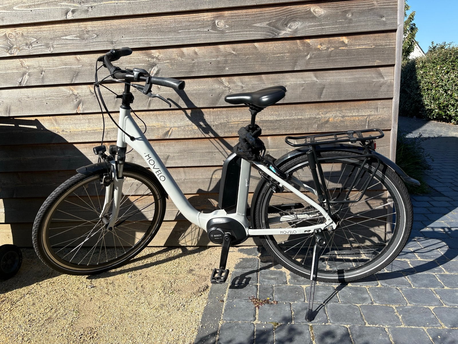 Kalkhoff Movelo elektrische fiets met oplader, Fietsen en Brommers, Overige merken, Ophalen of Verzenden, Zo goed als nieuw, 50 km per accu of meer