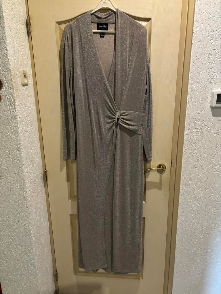 Prachtige zilverkleurige jumpsuit van Joseph Ribkoff  in 48, Ophalen of Verzenden, Zo goed als nieuw, Maat 46/48 (XL) of groter