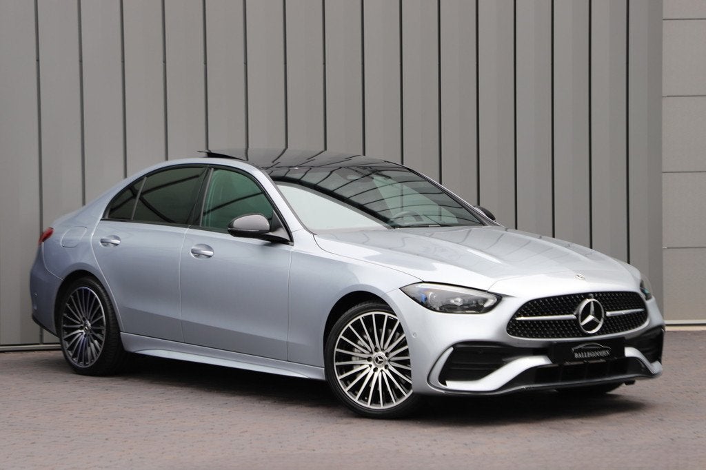 Mercedes-Benz C-Klasse 300e AMG | 313PK | Pano | Head-up | K, Automaat, 12 maanden, Achterwielaandrijving, Gebruikt