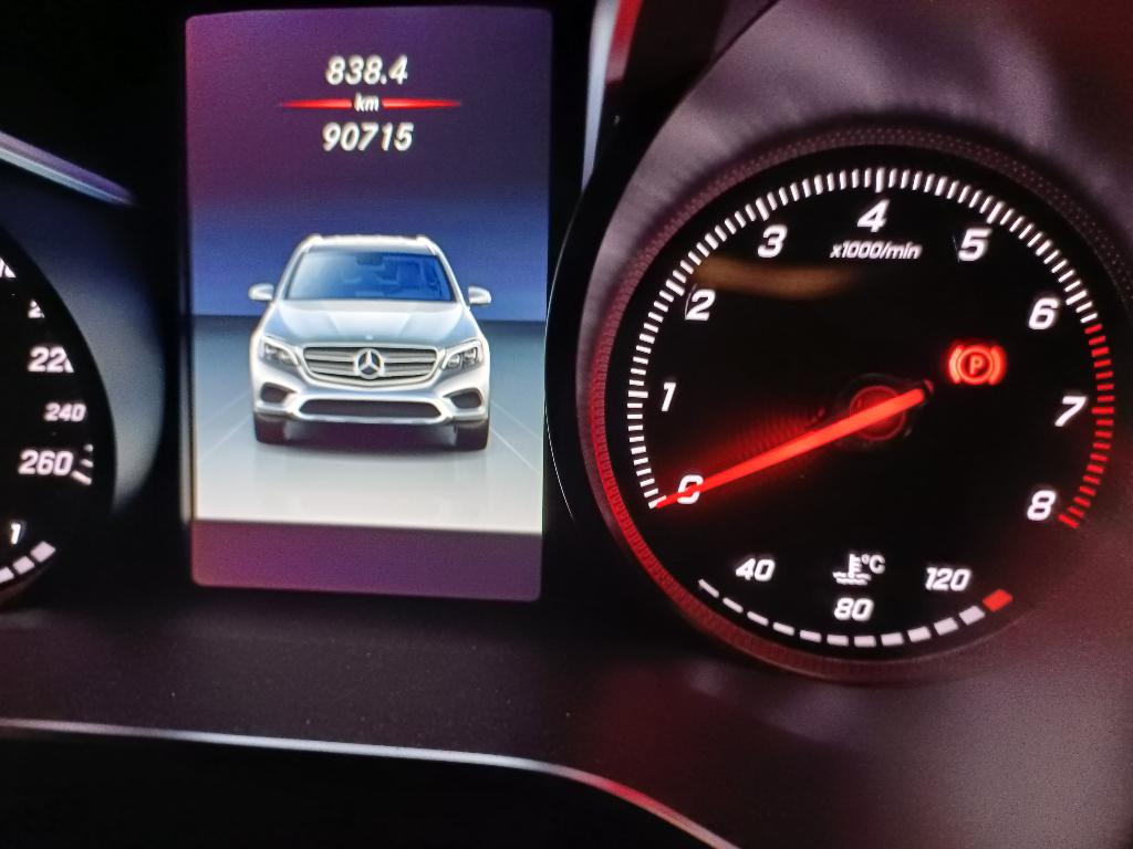 Mercedes Benz GLC 250 Benzine, Auto's, Automaat, Lichtsensor, Zwart, 4 cilinders