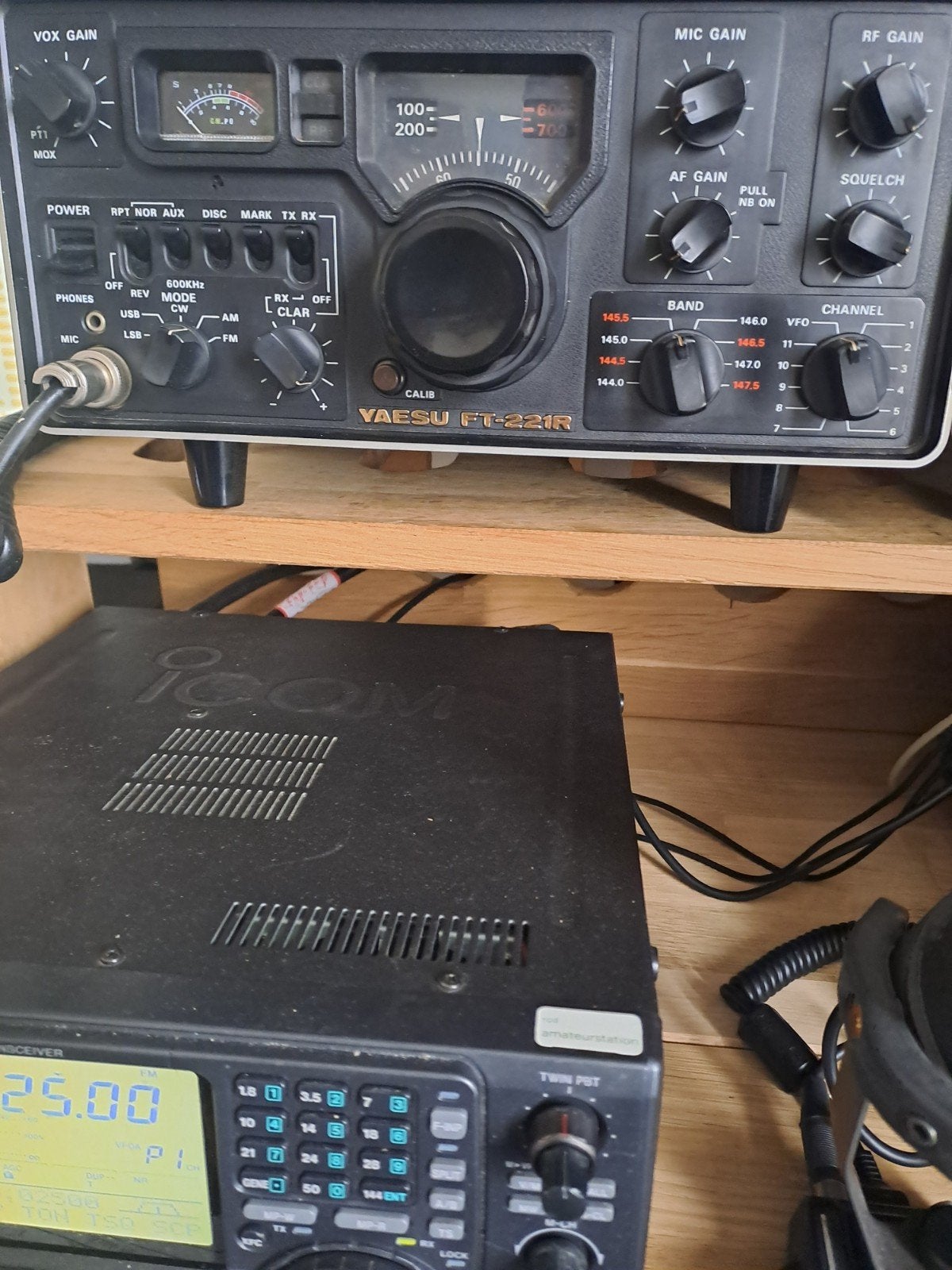 Yaesu FT-221R All-Mode Transceiver 2m, Ophalen of Verzenden, Zo goed als nieuw, Zender en Ontvanger
