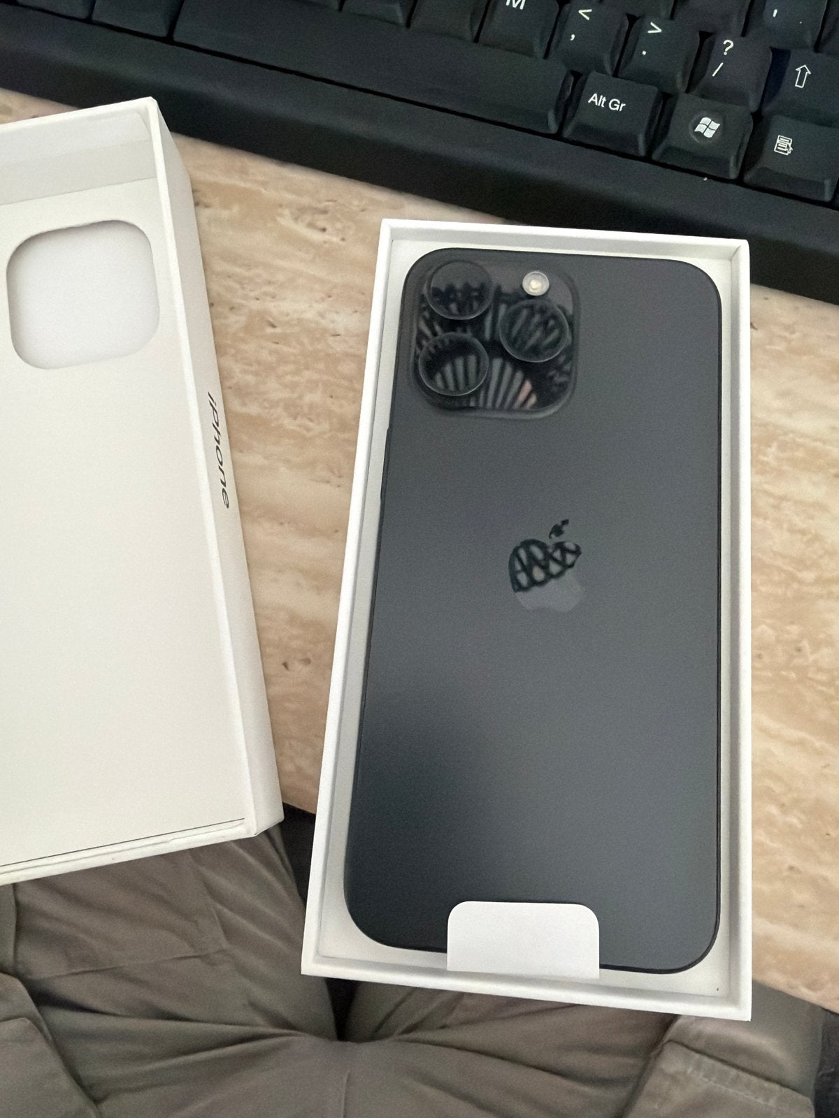Zo goed als nieuwe iPhone 15 Pro Max 256GB Zwart, Telecommunicatie, Mobiele telefoons | Apple iPhone, Zwart, IPhone 15 Pro Max