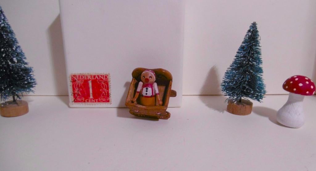 Oud houten wiegje bedje miniatuur speelgoed poppenhuis popje, Verzenden, Poppenhuis