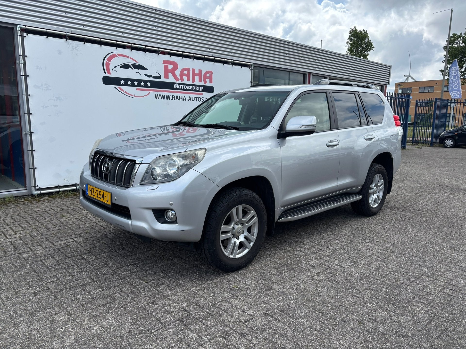 Toyota Land Cruiser 3.0 D-4D-F SX, Auto's, Automaat, Euro 5, Gebruikt, Zwart