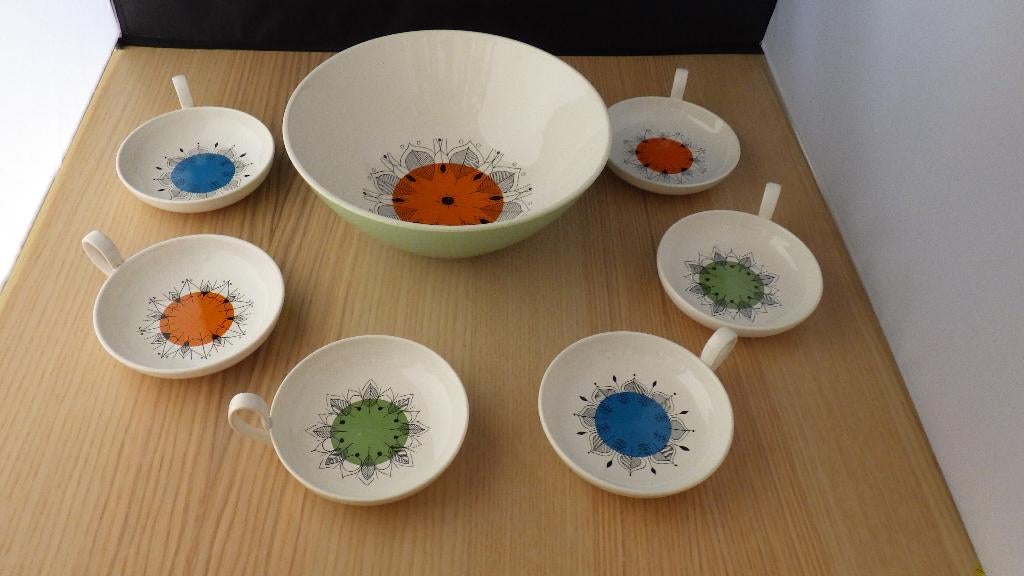 mooie grote schaal met kleine schaaltjes (Villeroy en Boch), Verzamelen, Retro, Ophalen of Verzenden, Overige typen