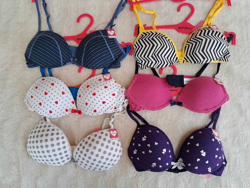Nieuwe tiener BH's van Boob's en Bloomers 65A, Kleding | Dames, Ophalen of Verzenden, BH