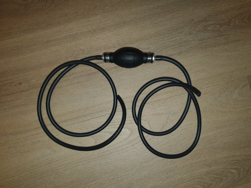 2m slang met pompbal voor buitenboordmotor 6mm, Watersport en Boten, Ophalen of Verzenden, Nieuw, Motor en Techniek
