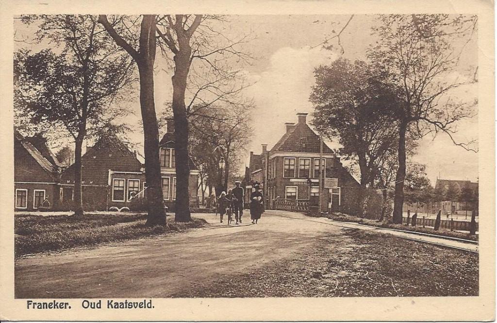 Franeker (Frl.) Oud Kaatsveld, Volk, Spoorrails, ca. 1925, Ophalen of Verzenden, 1920 tot 1940, Ongelopen, Friesland