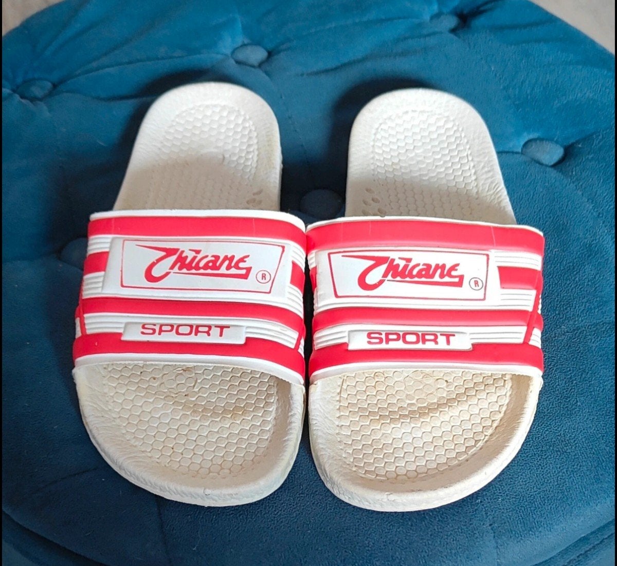 Chicane sport slippers maat 38, Ophalen of Verzenden, Zo goed als nieuw, Rood