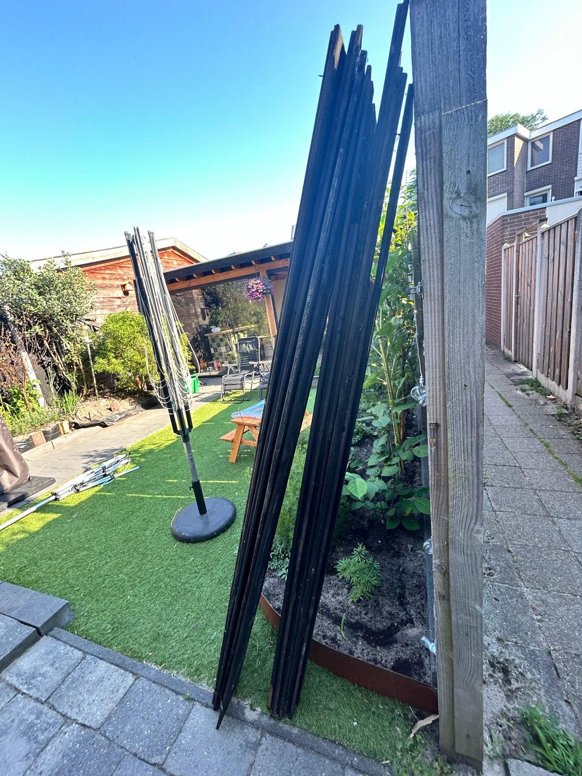 Zwarte houten planken voor tuin of schutting, Ophalen, Gebruikt, Planken, Hardhout