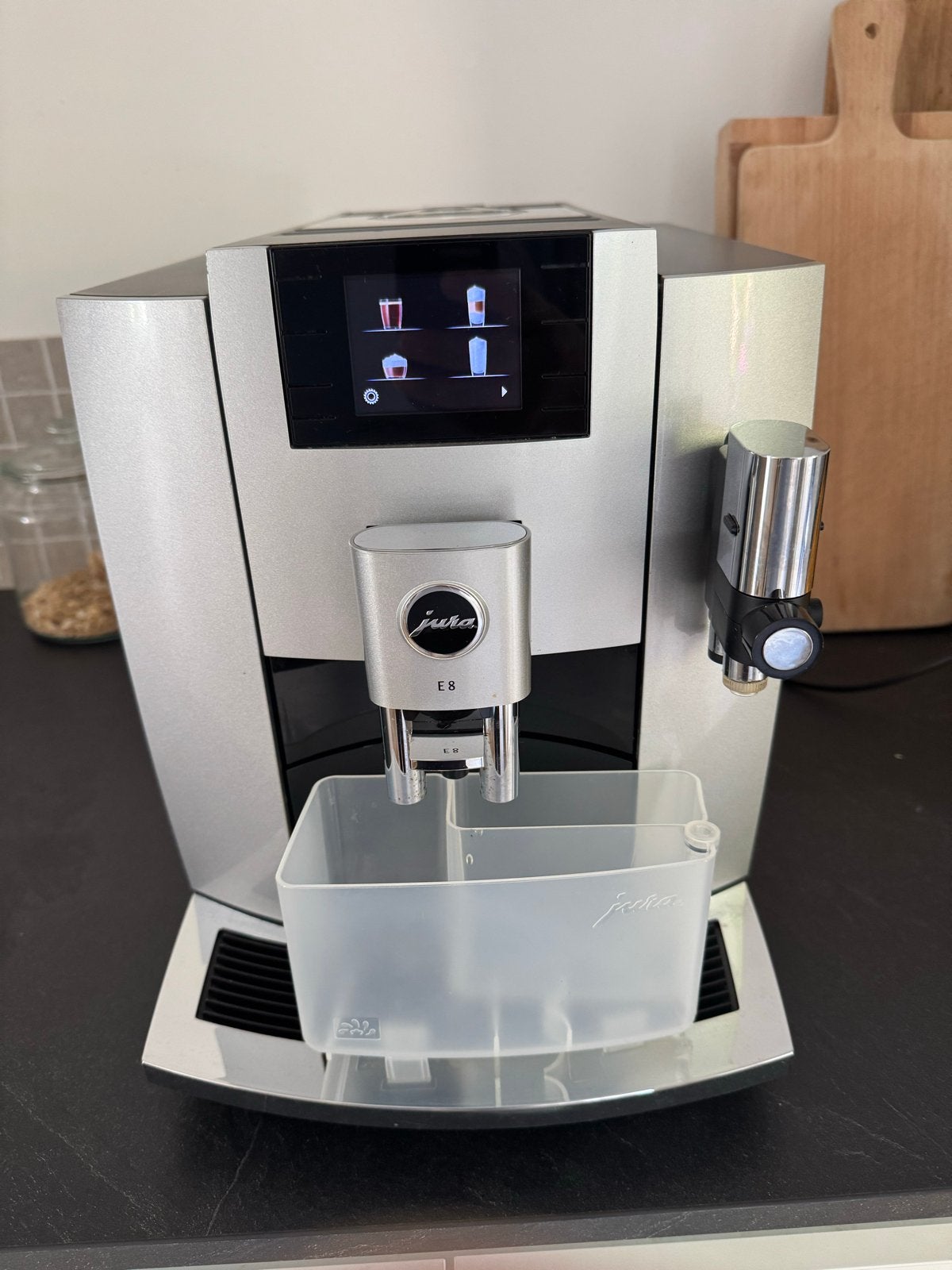 Jura E8 Moonlight Silver Koffiemachine  refurbished, Ophalen, Afneembaar waterreservoir, 10 kopjes of meer, Koffiemachine