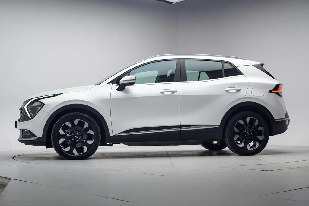 Kia Sportage 1.6 T-GDi PHEV 265pk AWD DynamicLine Aut. [ LED, Automaat, 1350 kg, Gebruikt, 4 cilinders