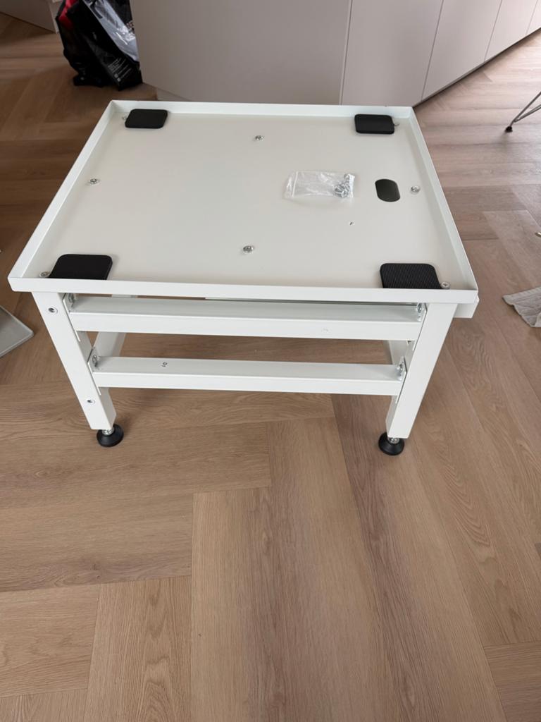 Witte verrijdbare onderzetter met lade, Ophalen, Zo goed als nieuw